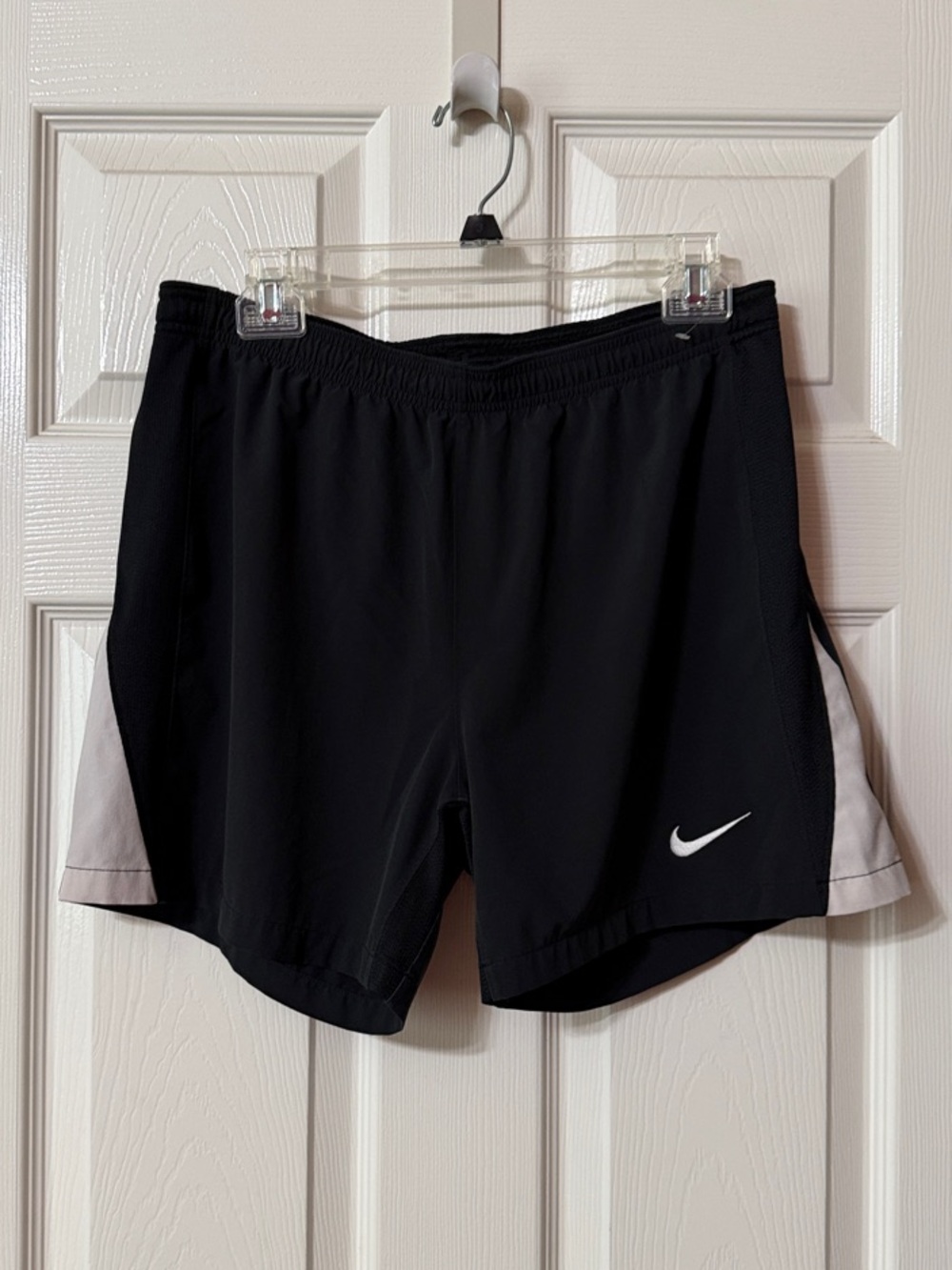 Nike Dri Fit Black Men’s Athletic Shorts Size Medium